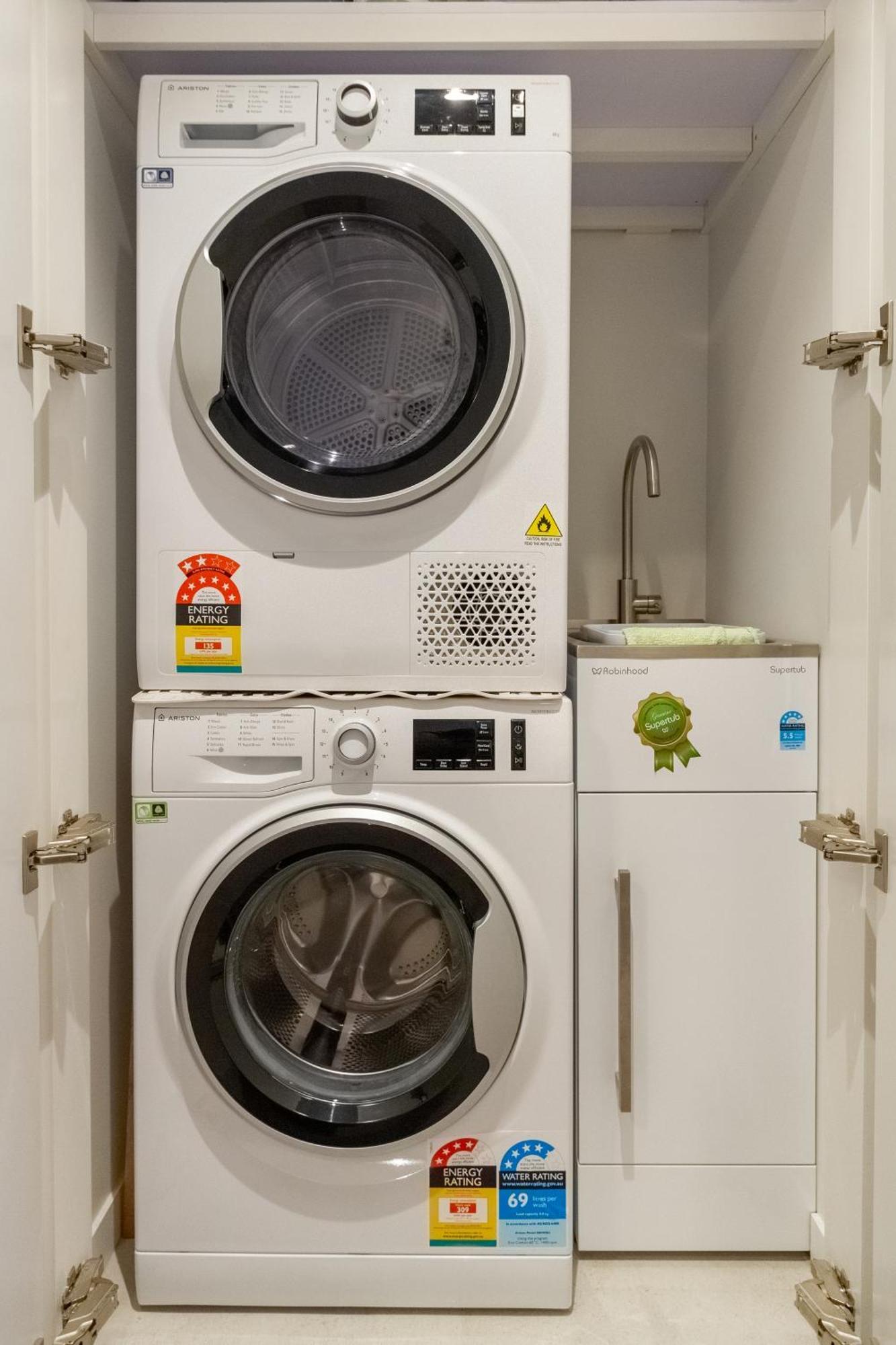 Latimer Square 1 Bed 1 Bath - Single Level 크라이스트처치 외부 사진